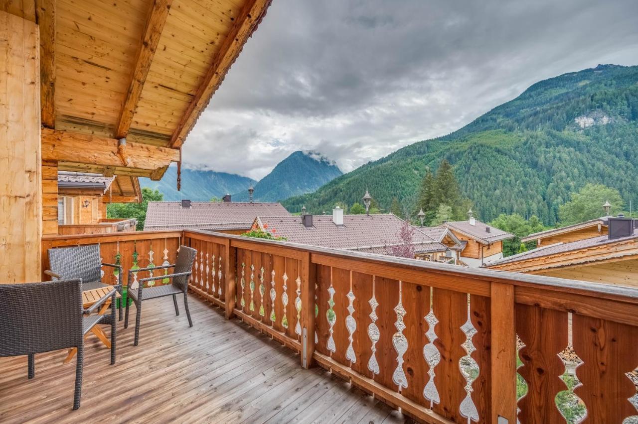 Chaletdorf Am Sonnenhang Neukirchen am Großvenediger エクステリア 写真