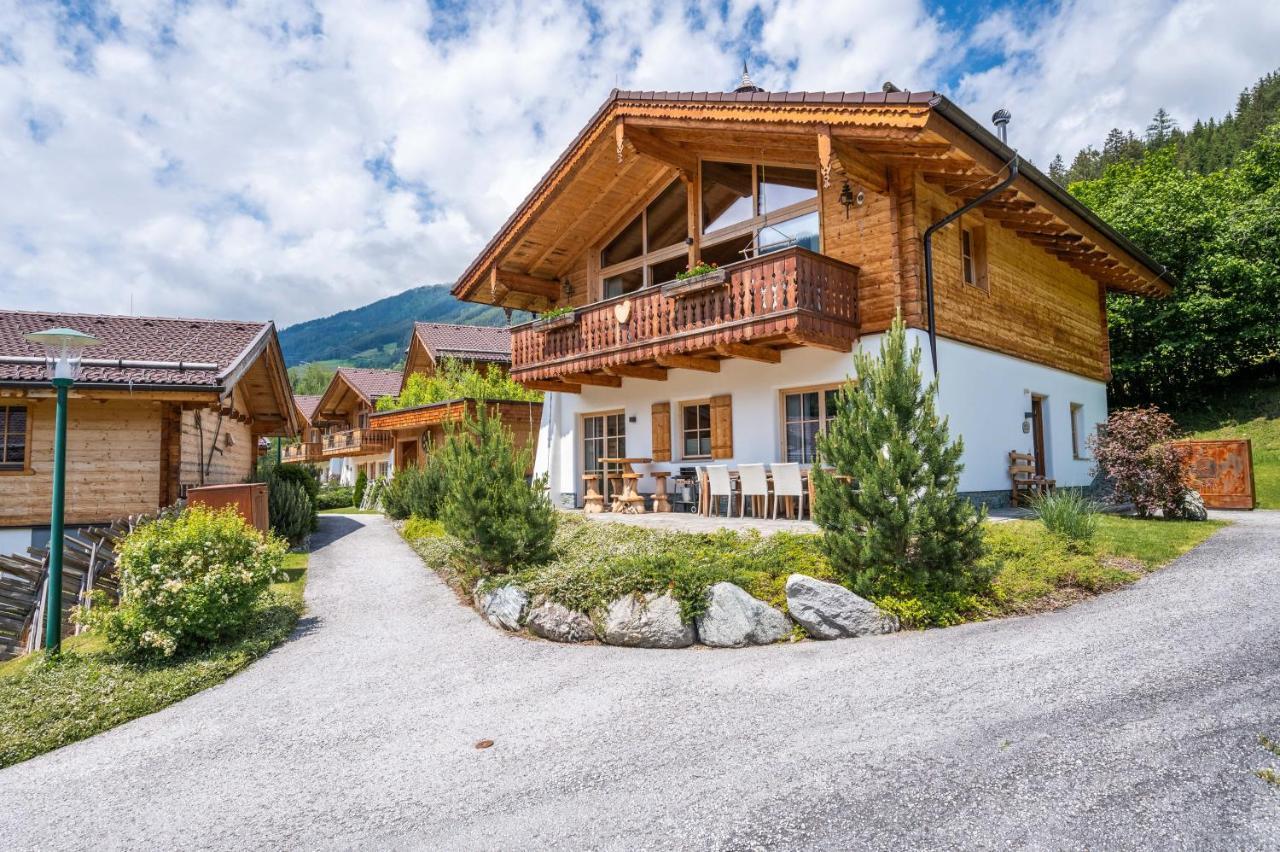 Chaletdorf Am Sonnenhang Neukirchen am Großvenediger エクステリア 写真