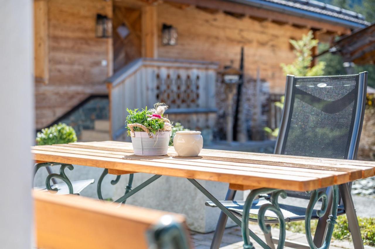 Chaletdorf Am Sonnenhang Neukirchen am Großvenediger エクステリア 写真
